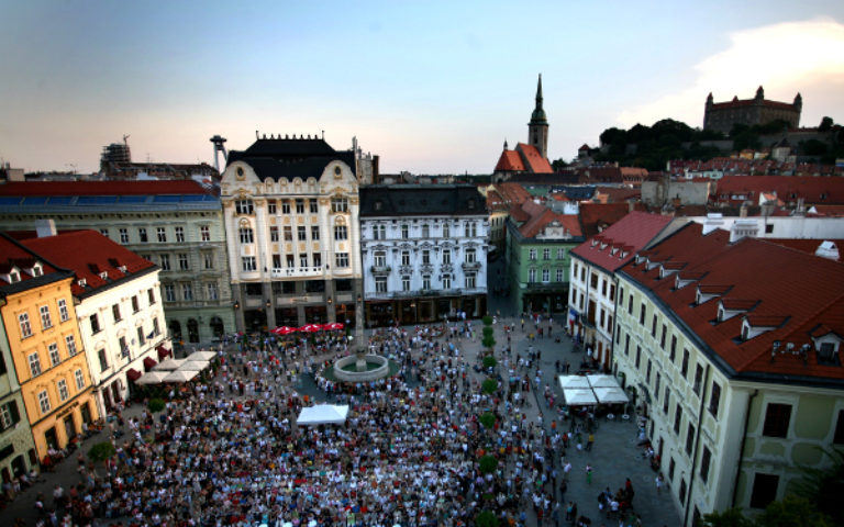 Иммиграция в Словакию www.slovbiz.ru